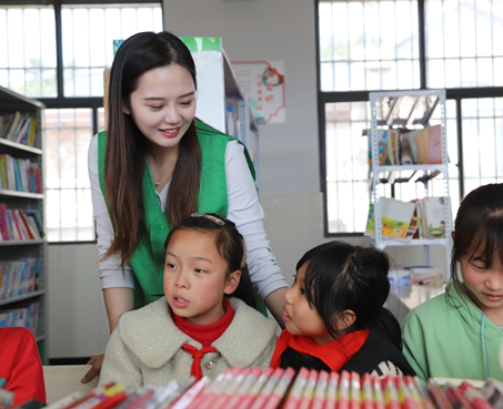 爱心百益行启动仪式