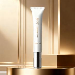 蔻心草拾光紧致弹润眼霜